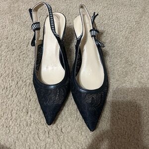 Nicole Miller black pumps